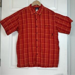 Patagonia Men’s Medium Red Yellow Plaid Organic Cotton Short‎ Sleeve Shirt